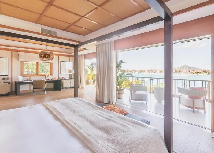 L'escale Marina & - Small Luxury Of The World 5*