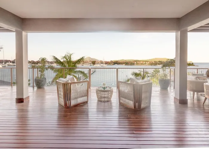 L'escale Marina & - Small Luxury Of The World 5*
