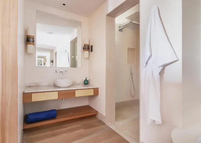 L'escale Marina & - Small Luxury Of The World 5*