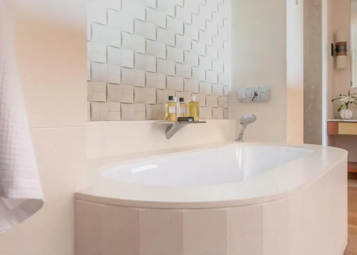 L'escale Marina & - Small Luxury Of The World